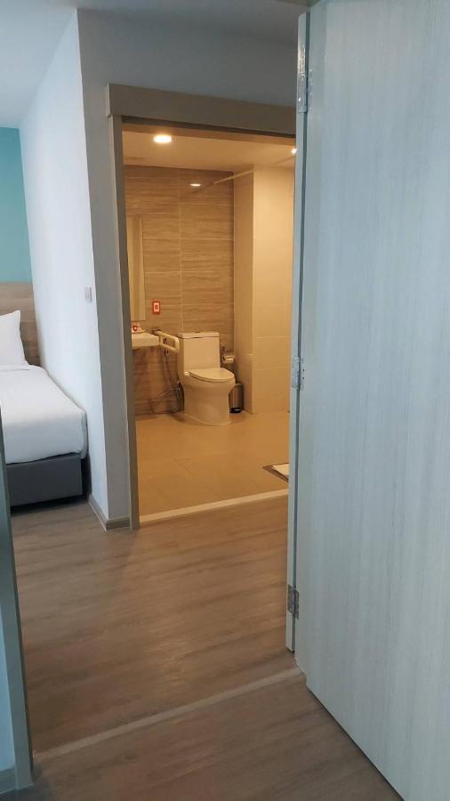 Wellness Stay & Hotel Sukhumvit 107 Bangkok Luaran gambar