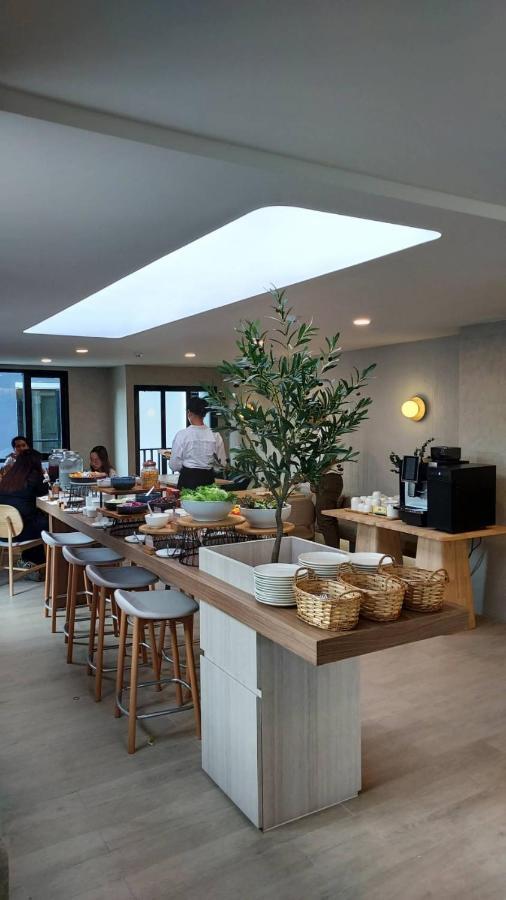 Wellness Stay & Hotel Sukhumvit 107 Bangkok Luaran gambar